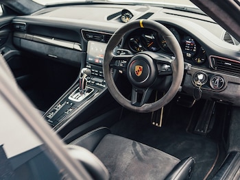 Used Porsche 911 2018 for sale - 75749668: Photo