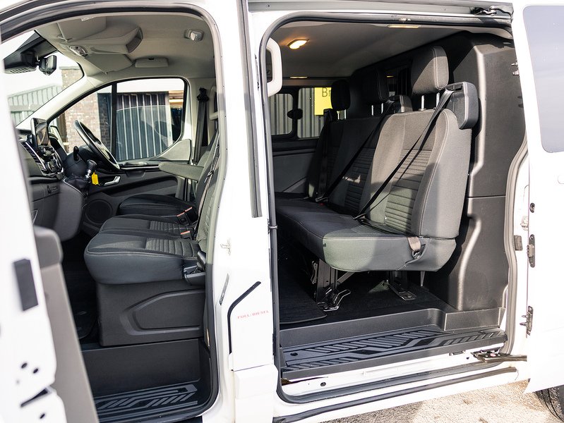 Used Ford Transit Custom 2023 for sale - 76806908: Photo 2