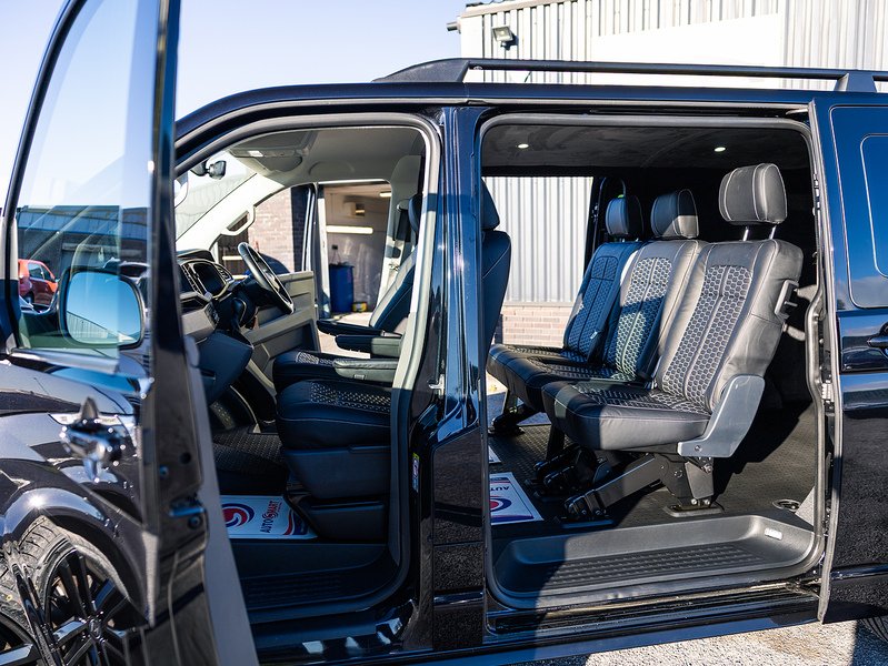 Used Volkswagen Transporter 2022 for sale - 76698998: Photo 2