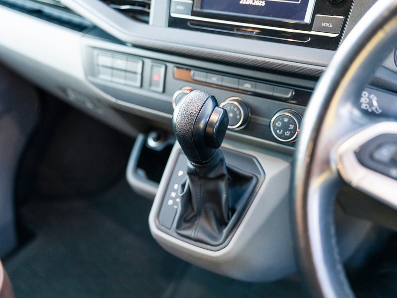 Used Volkswagen Transporter 2021 for sale - 76057123: Photo 25