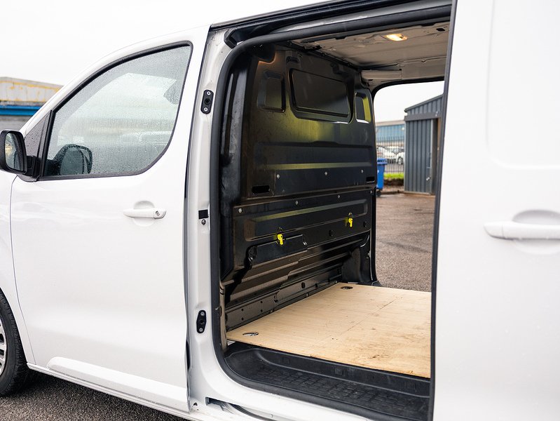 Used Peugeot Expert 2023 for sale - 76821332: Photo 15