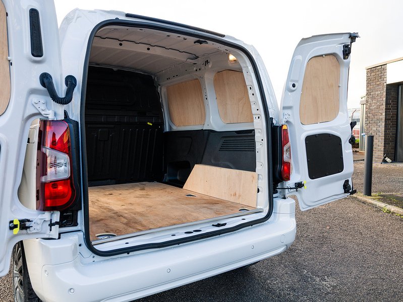 Used Citroen Berlingo 2024 for sale - 76625007: Photo 2