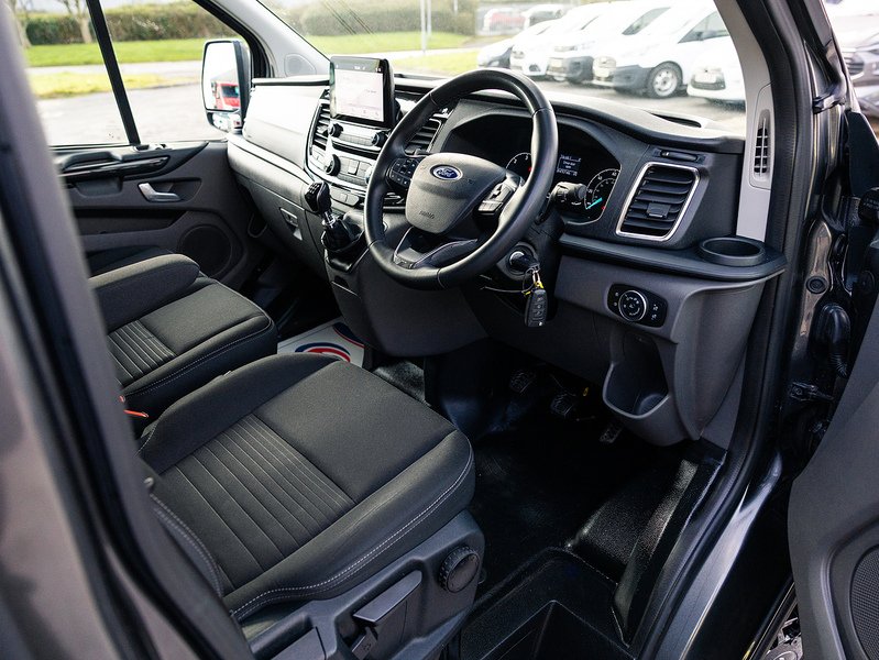 Used Ford Transit Custom 2023 for sale - 77125701: Photo 2