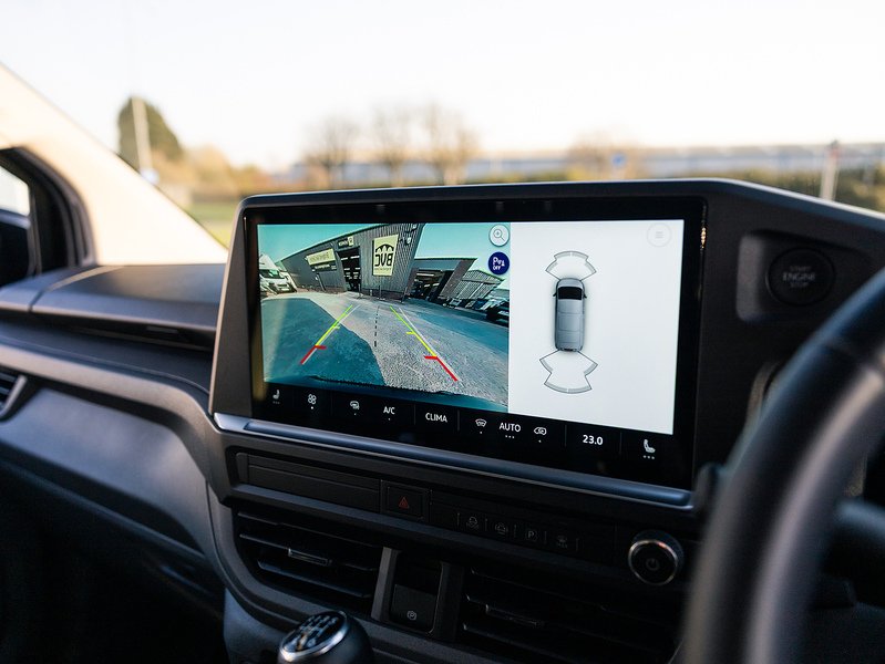 Used Volkswagen Transporter 2025 for sale - 77990086: Photo 29