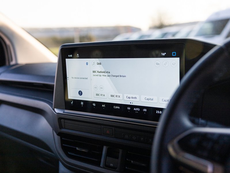 Used Volkswagen Transporter 2025 for sale - 77990086: Photo 40