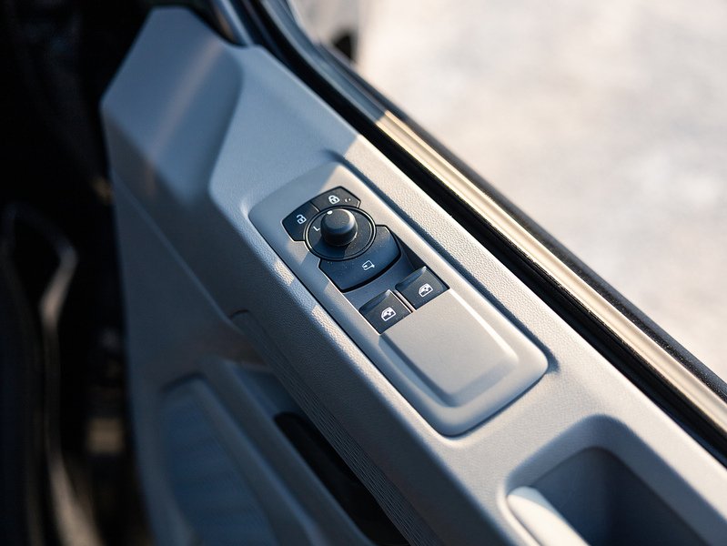 Used Volkswagen Transporter 2025 for sale - 77990086: Photo 47