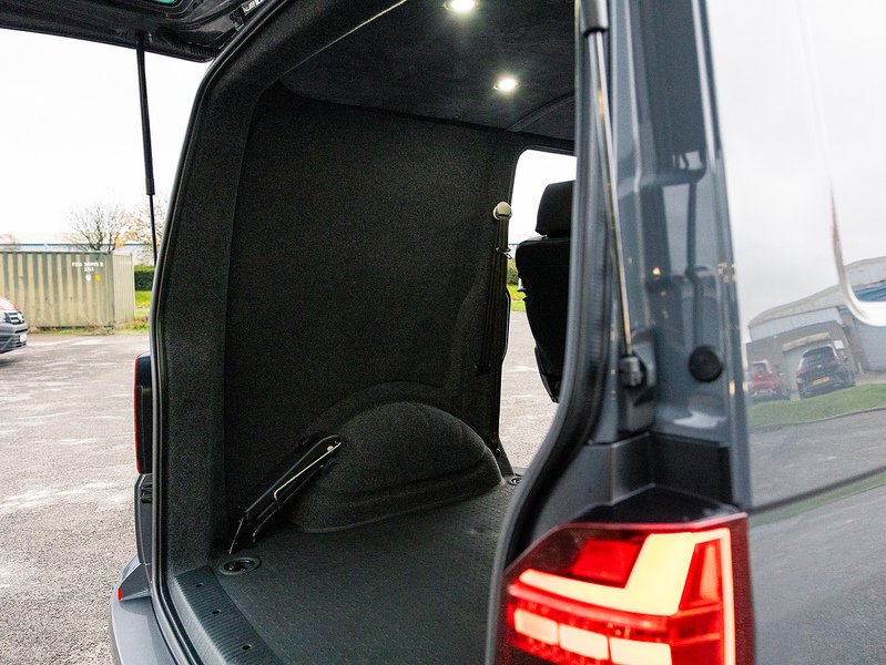 Used Volkswagen Transporter 2024 for sale - 76510365: Photo 12