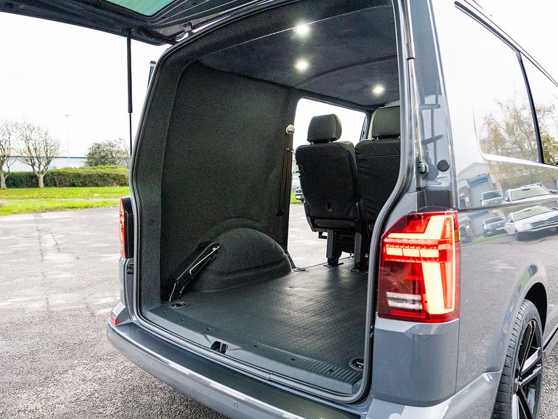 Used Volkswagen Transporter 2024 for sale - 76510365: Photo 3