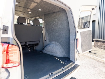 Used Volkswagen Transporter 2021 for sale - 79229820: Photo