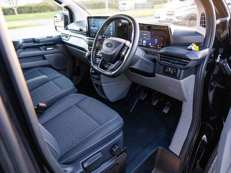 Used Ford Transit Custom 2025 for sale - 76649458: Photo 3