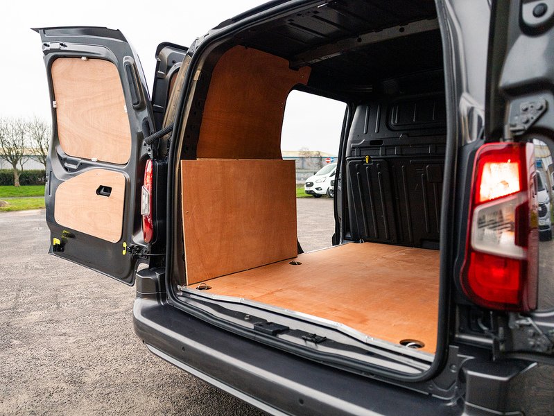 Used Peugeot Partner 2021 for sale - 77776362: Photo 11