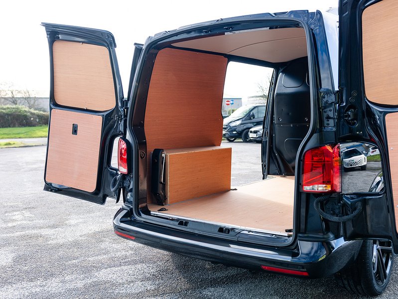 Used Volkswagen Transporter 2023 for sale - 77437813: Photo 13