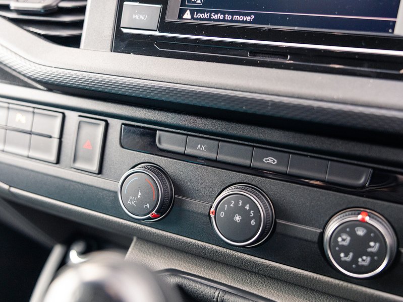 Used Volkswagen Transporter 2023 for sale - 77437813: Photo 21