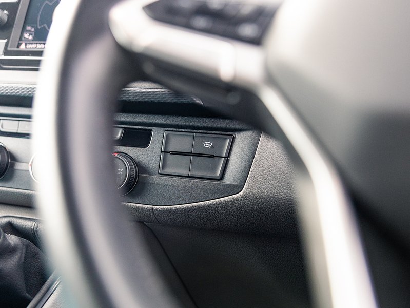 Used Volkswagen Transporter 2023 for sale - 77437813: Photo 24