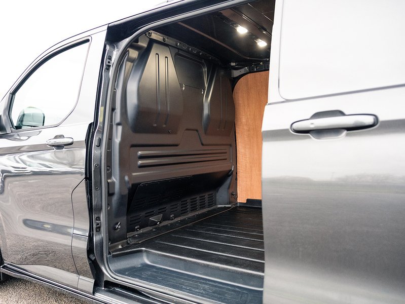 Used Ford Transit Custom 2024 for sale - 77213113: Photo 18