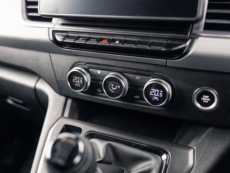 Used Nissan Other 2023 for sale - 78091840: Photo 25