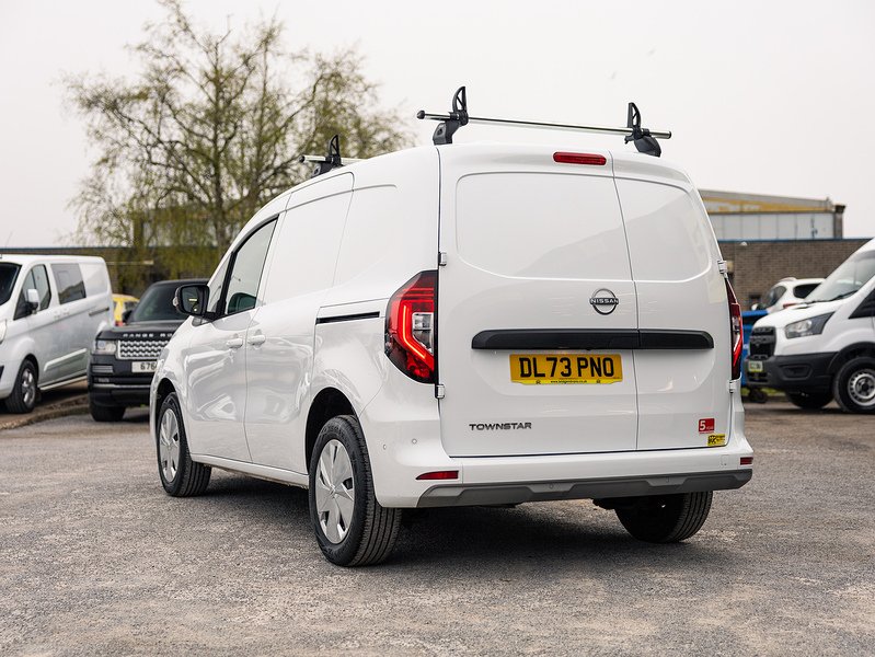 Used Nissan Other 2023 for sale - 78091840: Photo 9