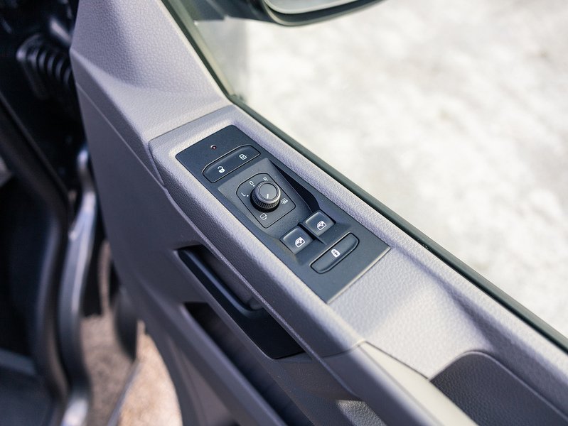 Used Volkswagen Transporter 2024 for sale - 76396628: Photo 28