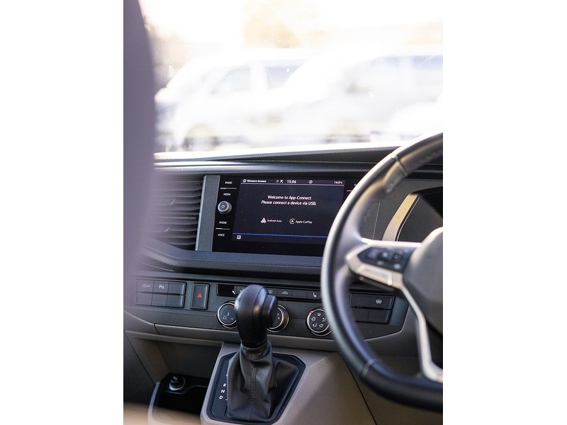 Used Volkswagen Transporter 2024 for sale - 76396628: Photo 33