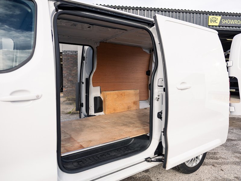 Used Vauxhall Vivaro 2023 for sale - 76829463: Photo 12