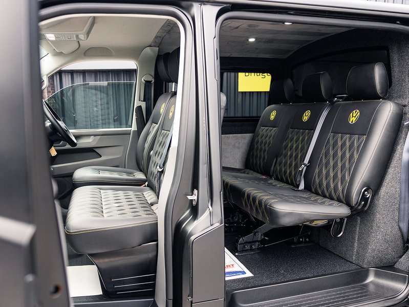 Used Volkswagen Transporter 2023 for sale - 76006727: Photo 2