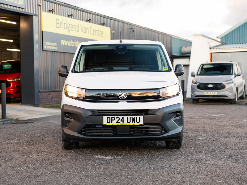 Used Vauxhall Combo 2024 for sale - 76618296: Photo 4