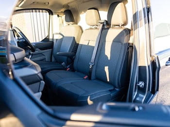 Used Ford Transit Custom 2024 for sale - 76637189: Photo