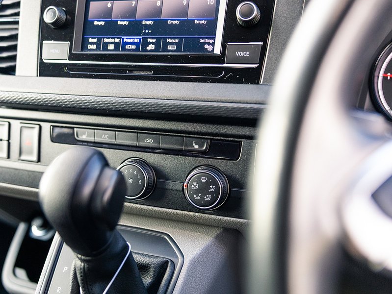 Used Volkswagen Transporter 2023 for sale - 77303126: Photo 38