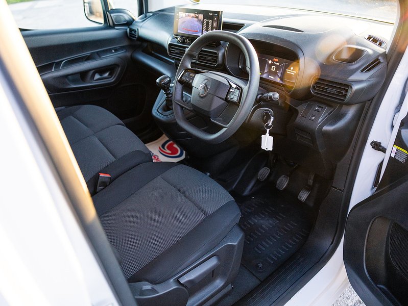 Used Citroen Berlingo 2024 for sale - 76649457: Photo 2