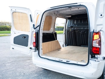 Used Citroen Berlingo 2024 for sale - 76649457: Photo