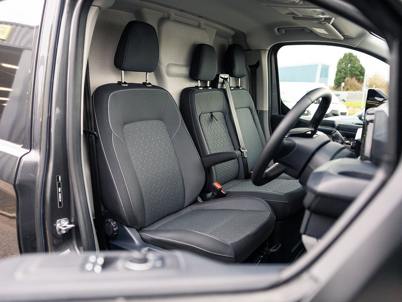 Used Ford Transit Custom 2024 for sale - 77276978: Photo 16