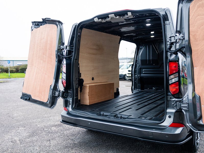 Used Ford Transit Custom 2024 for sale - 77276978: Photo 2