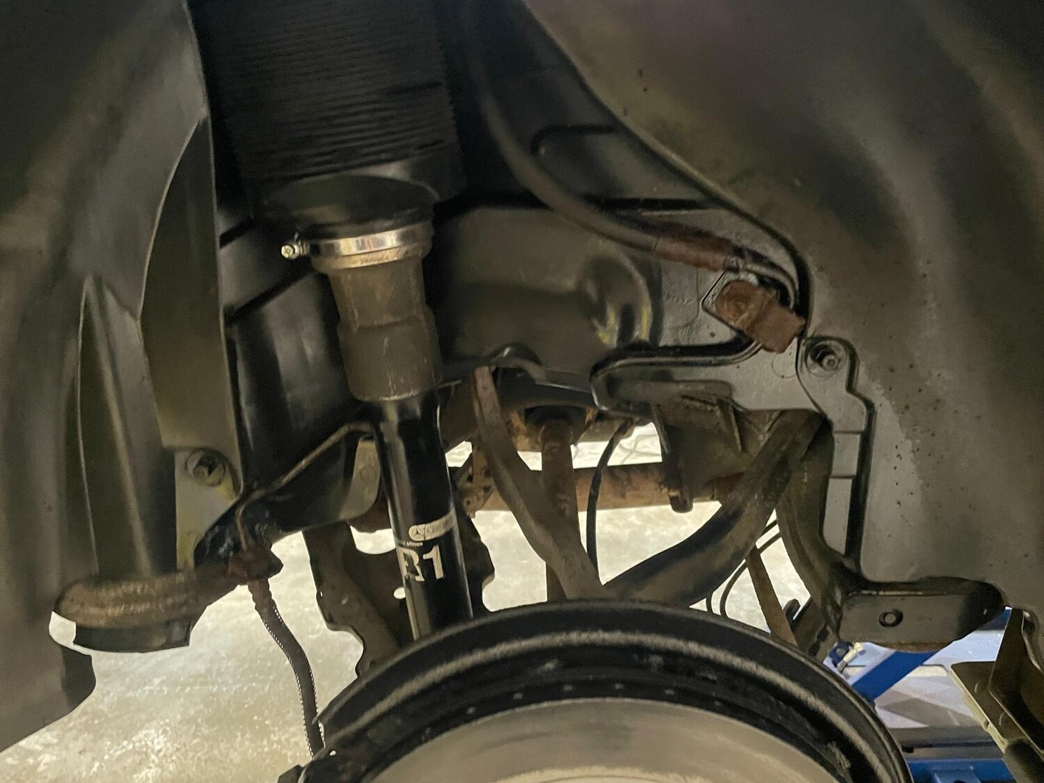 Used Mercedes-Benz CL 2003 for sale - 77650307: Photo 89