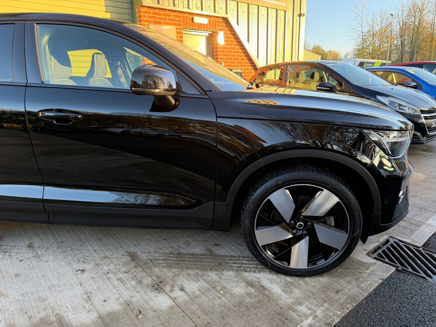 Used Volvo C40 2022 for sale - 77125784: Photo 8