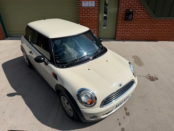 Used MINI Hatch 2010 for sale - 79615802: Photo