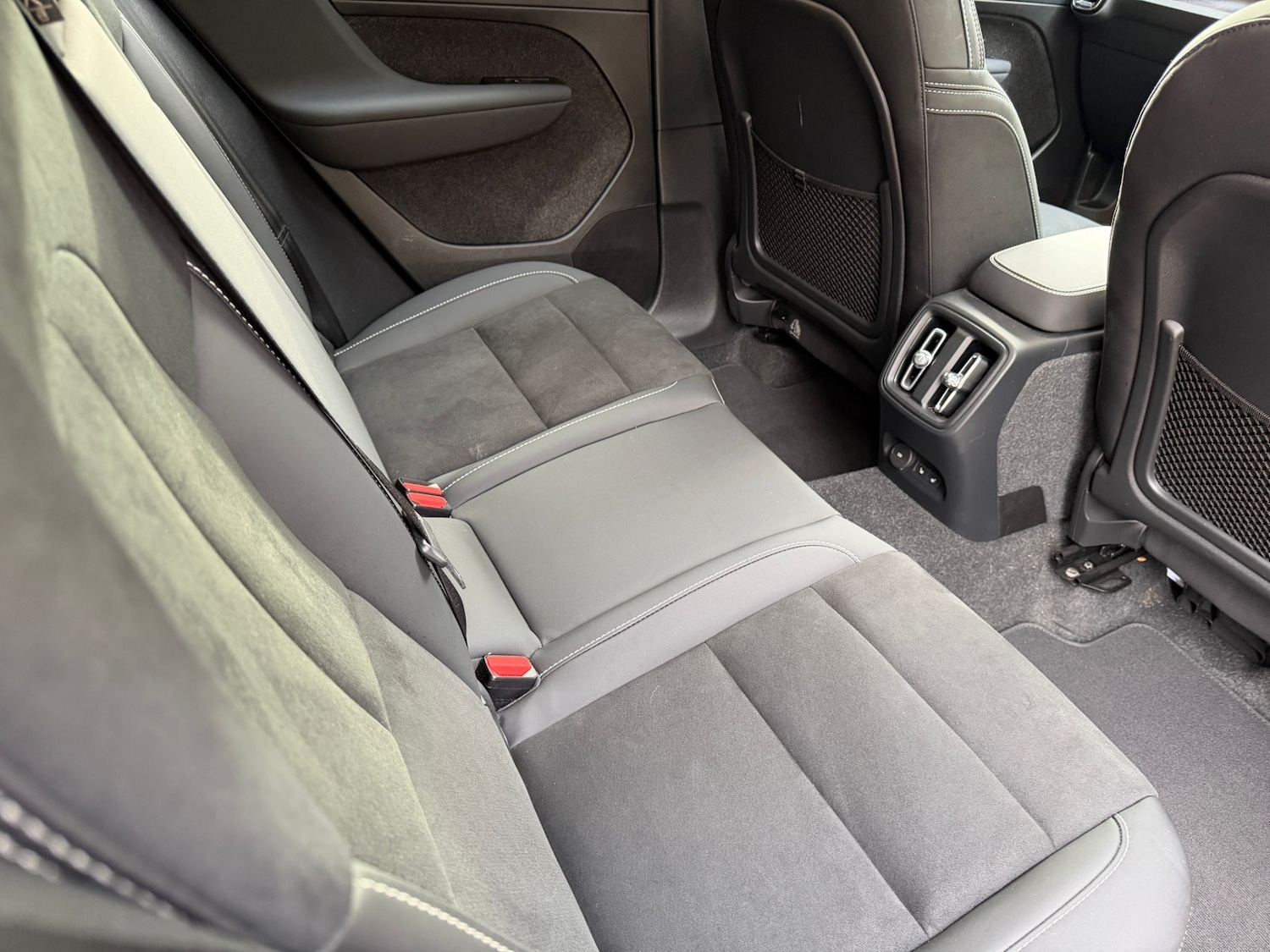 Used Volvo C40 2024 for sale - 77210318: Photo 26