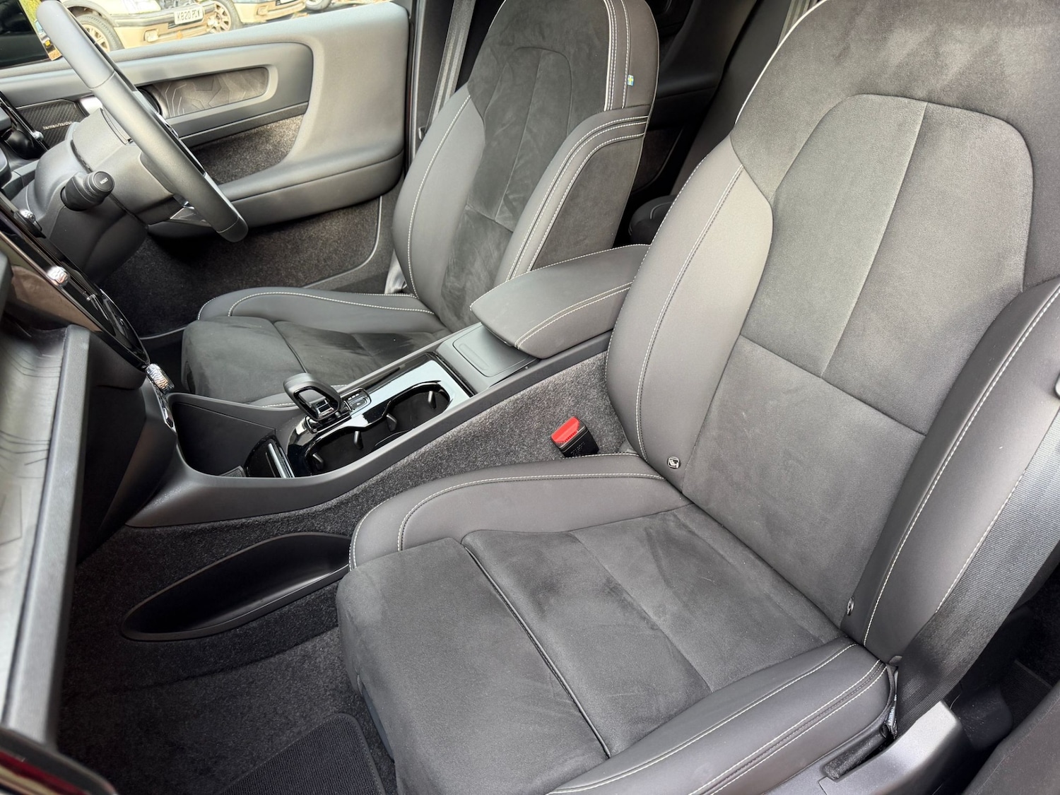 Used Volvo C40 2024 for sale - 77210318: Photo 34