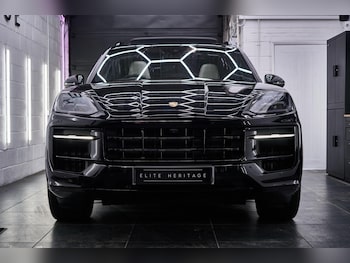 Used Porsche Cayenne 2025 for sale - 79533188: Photo