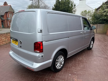 Used Volkswagen Transporter 2022 for sale - 78768261: Photo