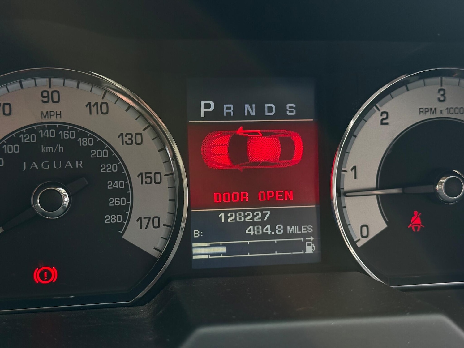 Used Jaguar XF 2010 for sale - 77291089: Photo 31