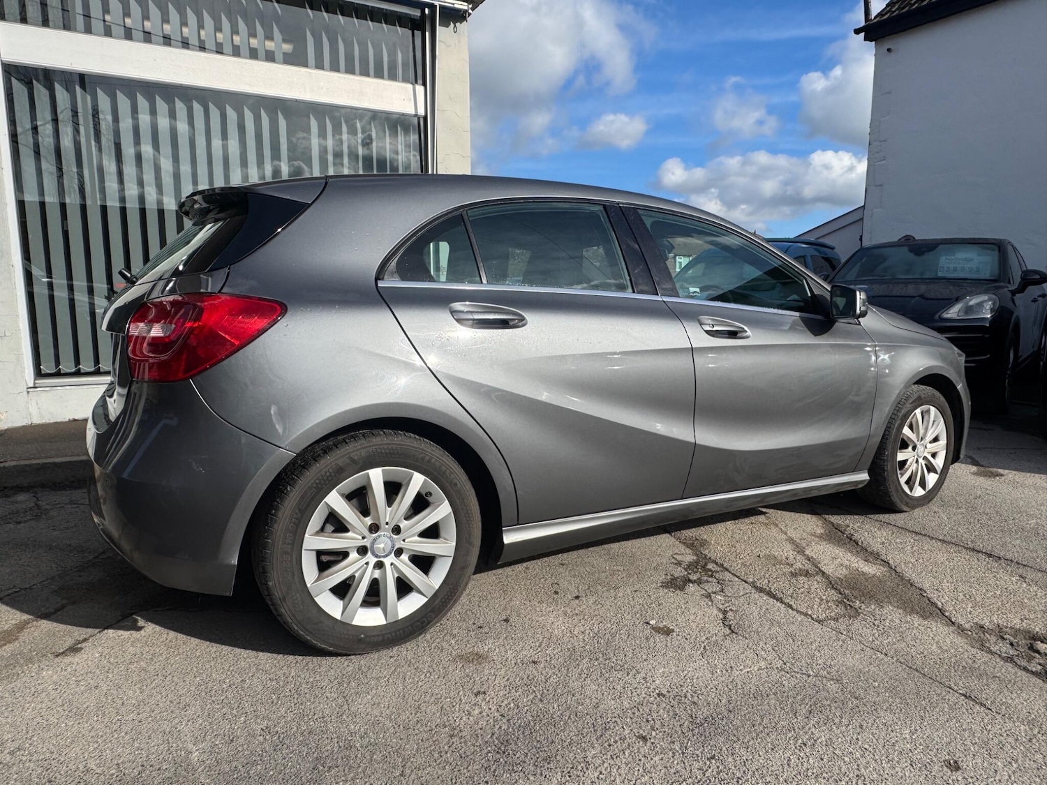 Used Mercedes-Benz A-Class 2015 for sale - 77559833: Photo 4