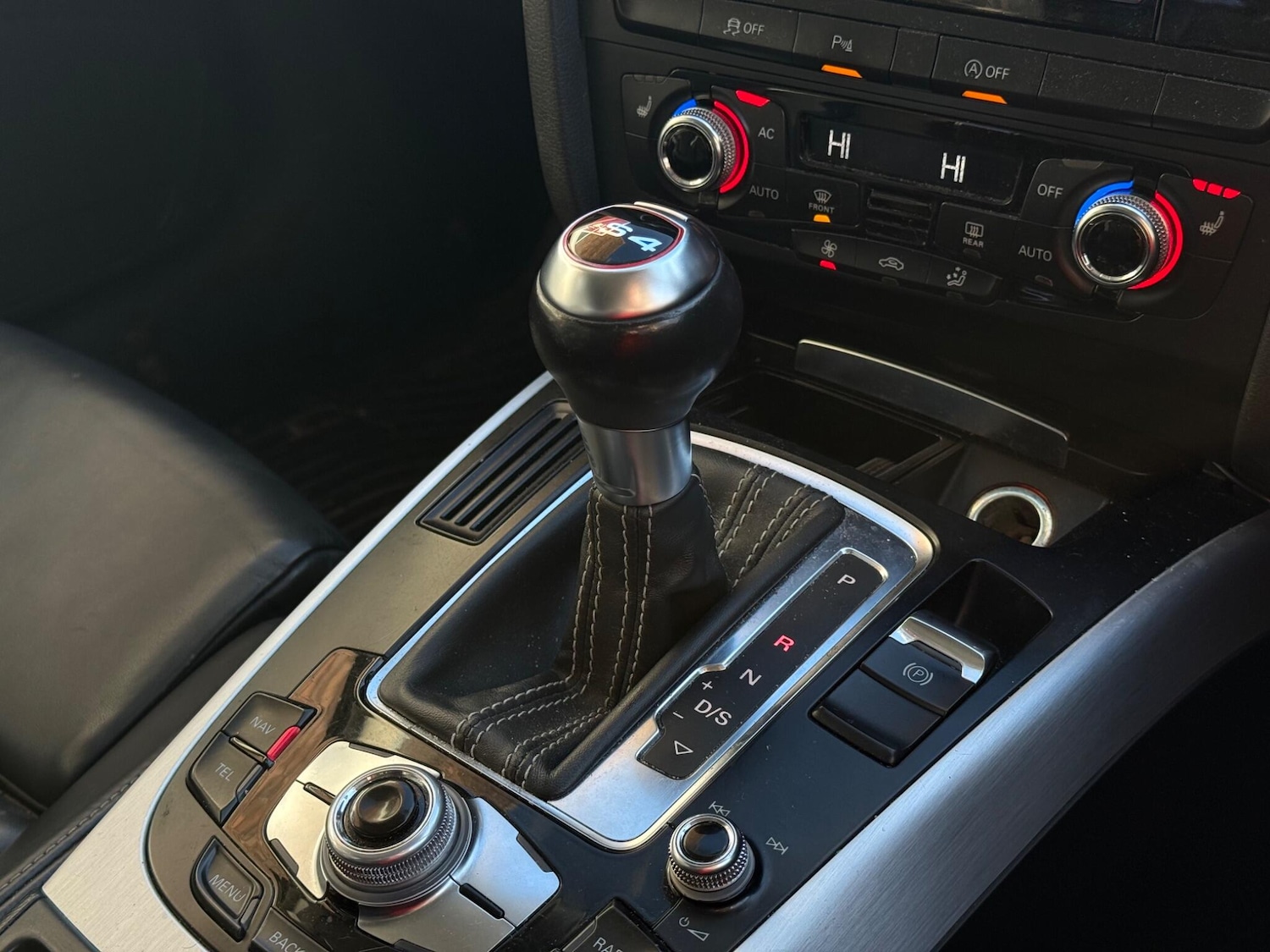 Used Audi A4 2014 for sale - 76801267: Photo 11