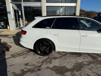 Used Audi A4 2014 for sale - 76801267: Photo