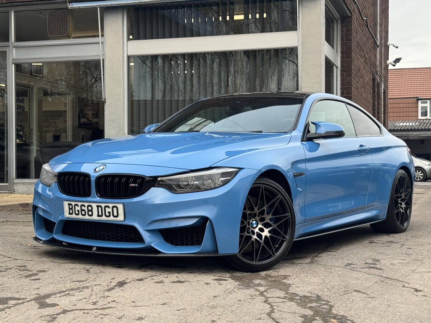 Used BMW M4 2018 for sale - 76714235: Photo 1
