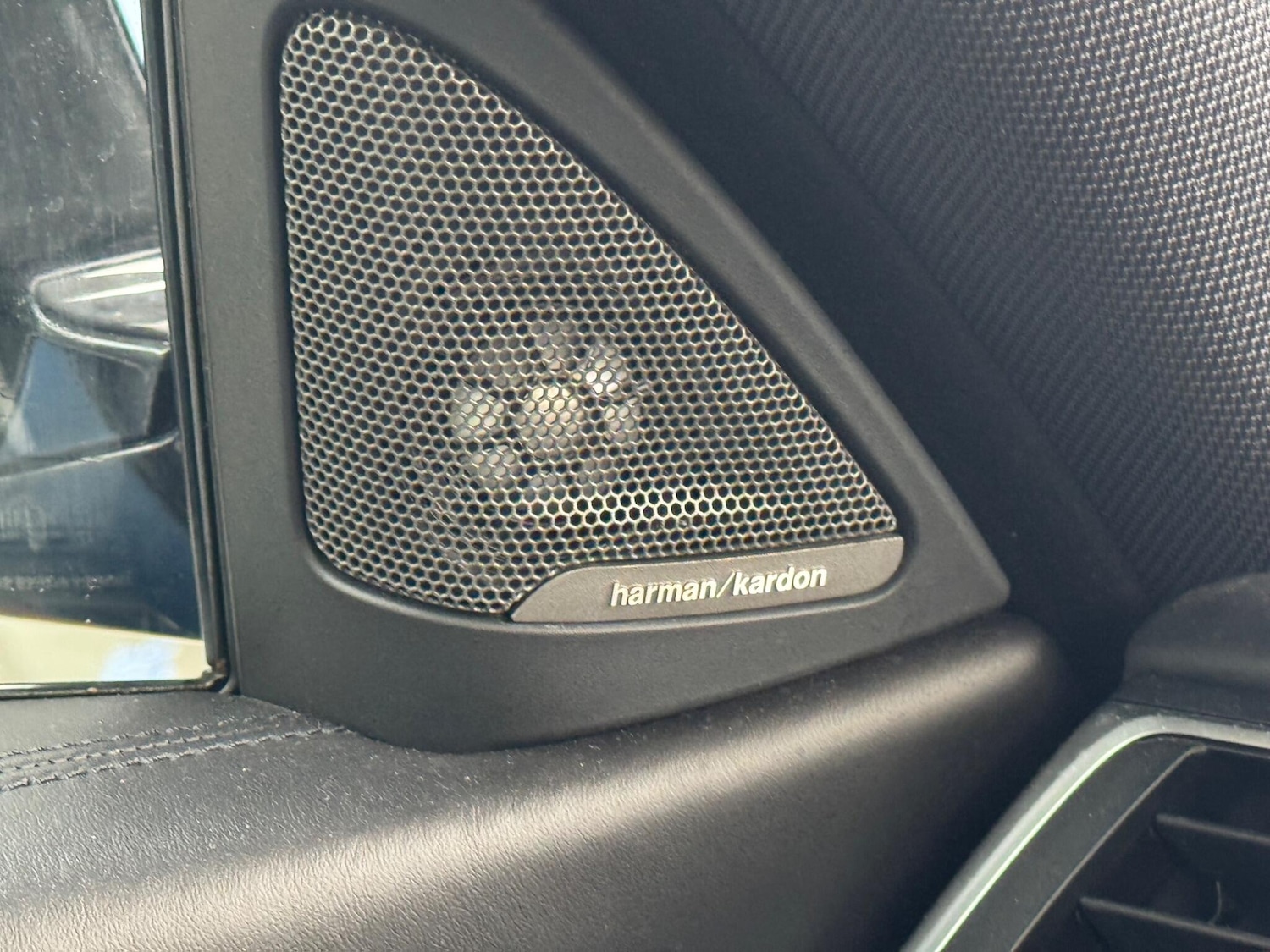 Used BMW M4 2018 for sale - 76714235: Photo 12