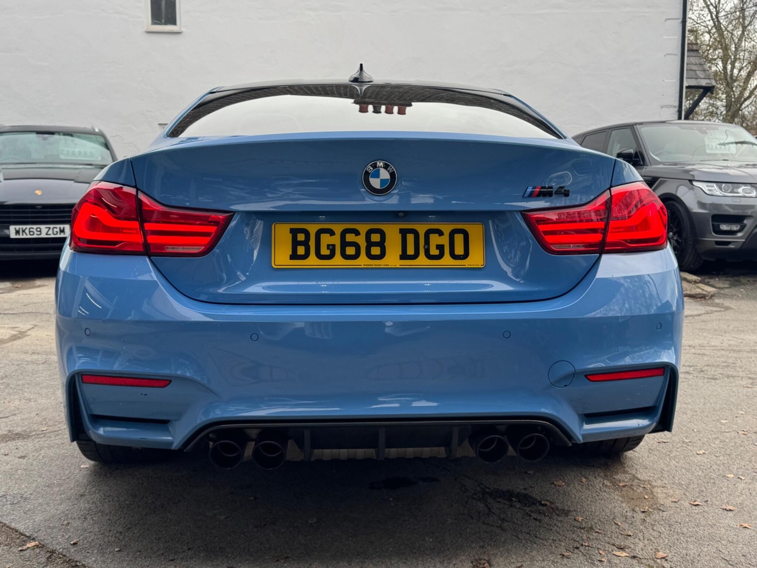 Used BMW M4 2018 for sale - 76714235: Photo 3