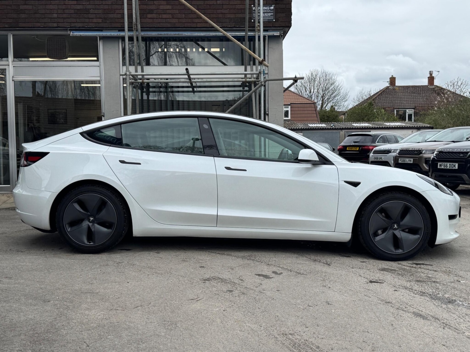 Used Tesla Model 3 2020 for sale - 78101286: Photo 2