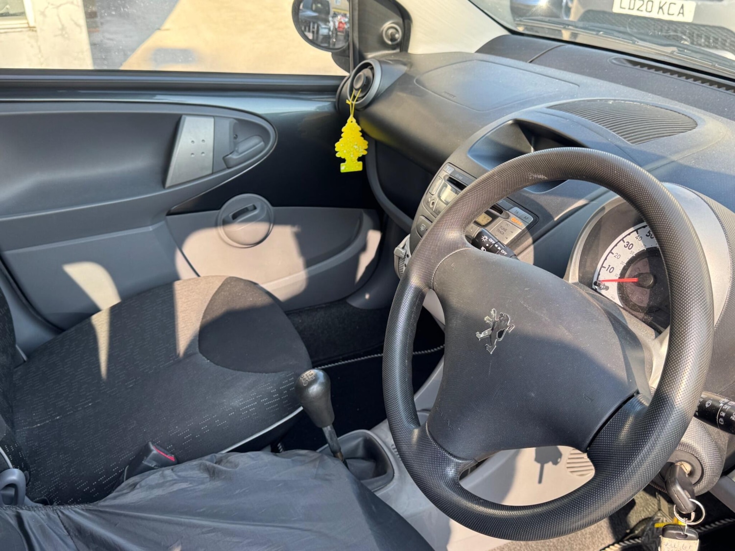 Used Peugeot 107 2011 for sale - 77957803: Photo 8