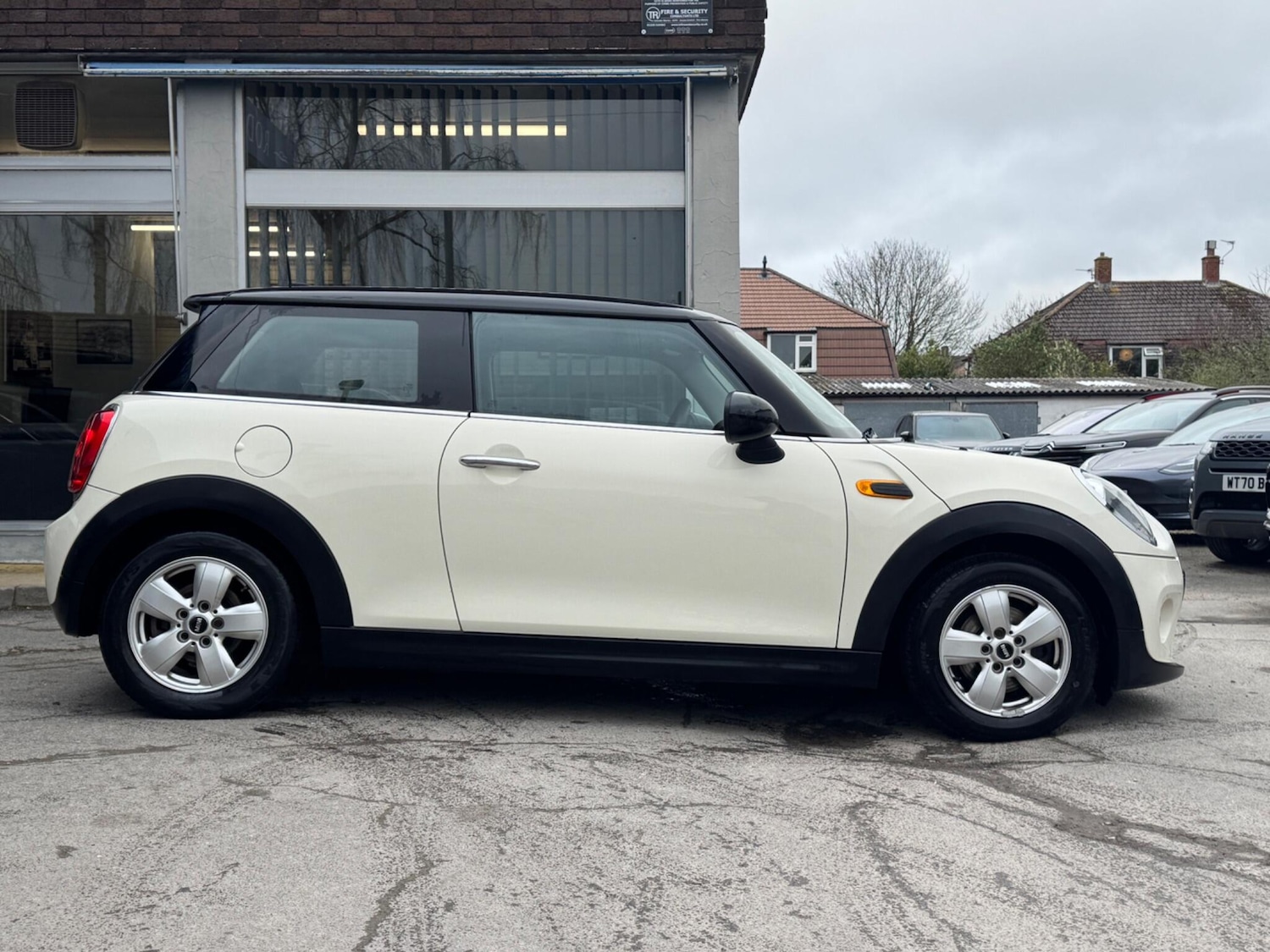 Used MINI Hatch for sale - 77853779: Photo 3