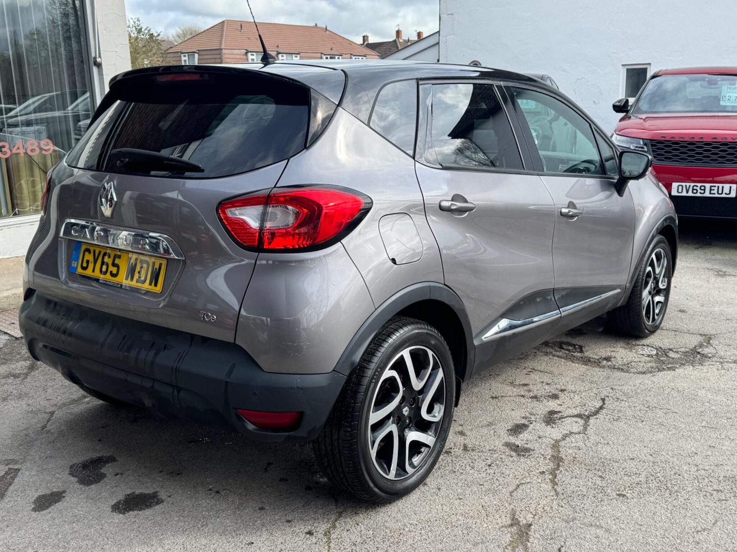 Used Renault Captur for sale - 77824510: Photo 4